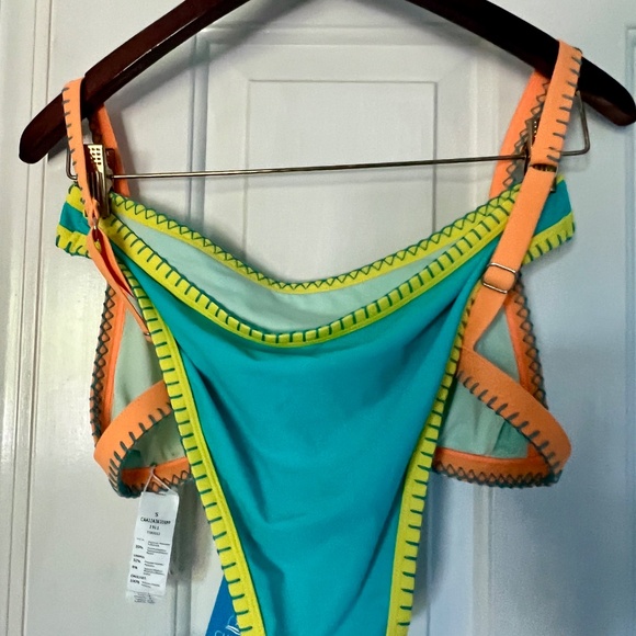 NWT two piece CUPSHE Neon crochet accent bikini set size SMALL - Picture 2 of 10